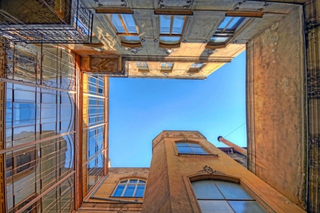 Brody-House-from-a-frog-perspective-boutique-hotel-for-special-events