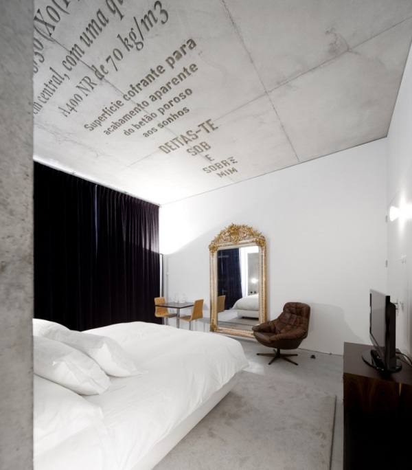 Dizajn hotelovej izby-puristické zariadenie