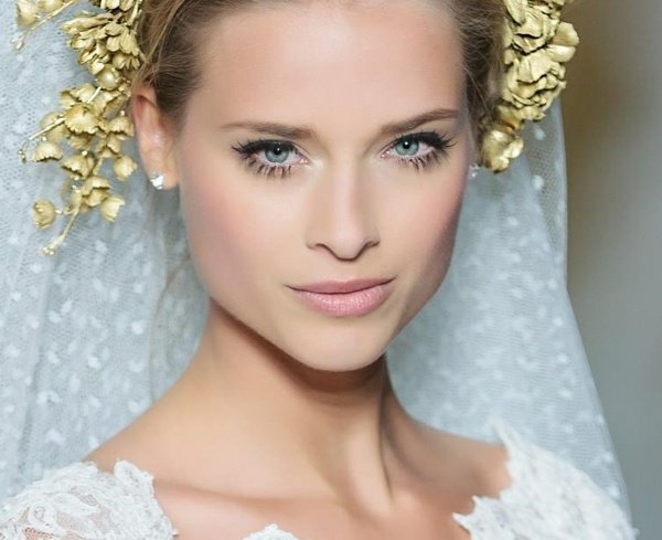 urobte to sami oči zdôrazňujú pery ružová rúž rovnomerne pleť