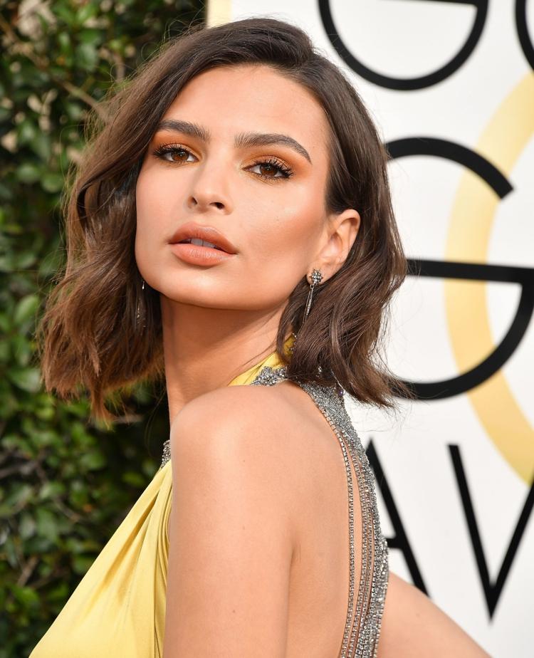 Líčenie svadobných hostí Tipy na líčenie bronzové vlasy v štýle očných tieňov krátke vlasy