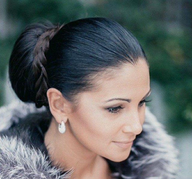 Krištáľové náušnice-čierne-vlasy-zimná-svadba