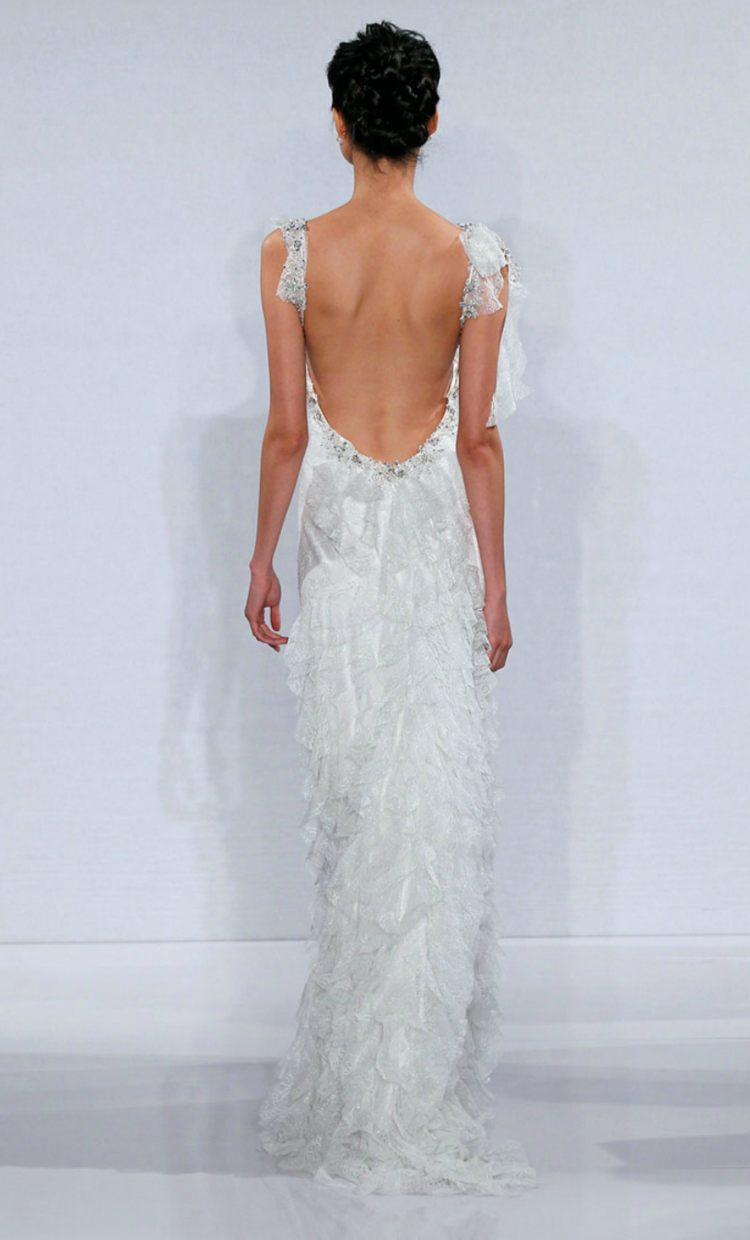 Myšlienka svadobných šiat - jemná výšivka je veľmi vhodná ako šperk na chrbát šifón svadobné šaty dizajn móda bez ramienka prízvuk