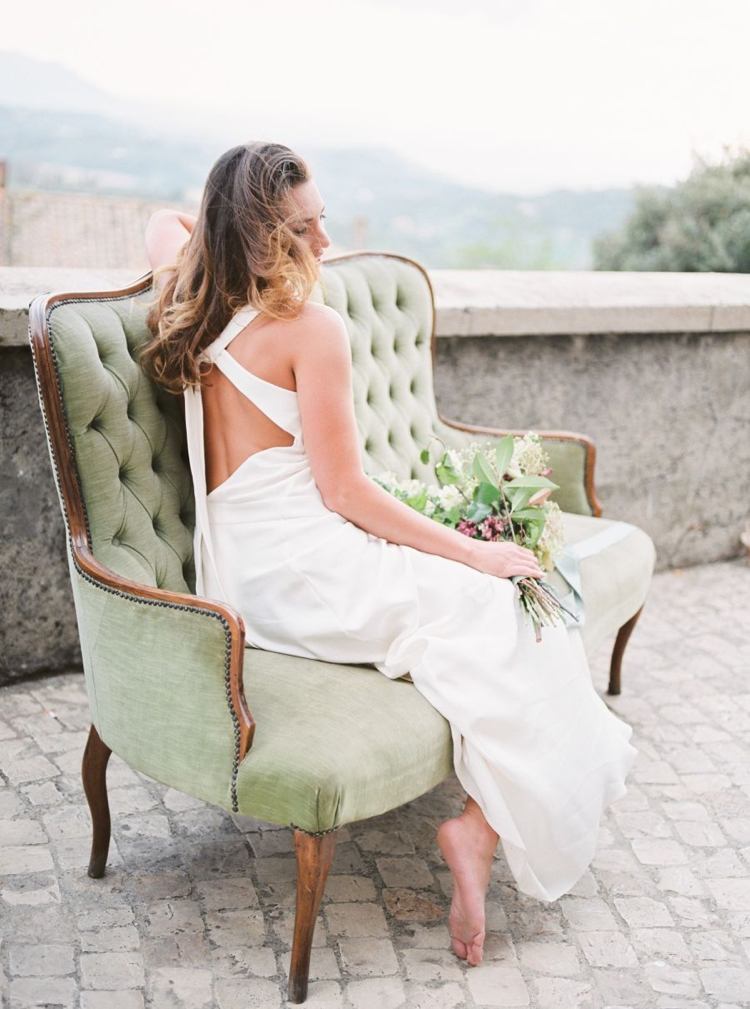 Boho svadobné šaty s mašľou bez výstrihu a výstrihom