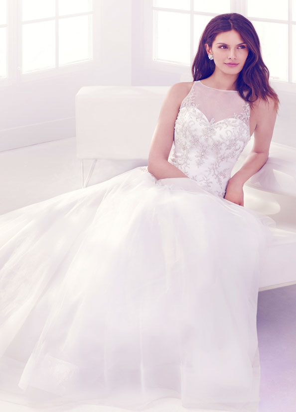 Lovelle-svadobné šaty-lazaro-tyl-vyšívané-ilúzie-bateau-výstrih-podlaha-sukňa-dĺžka-sukne