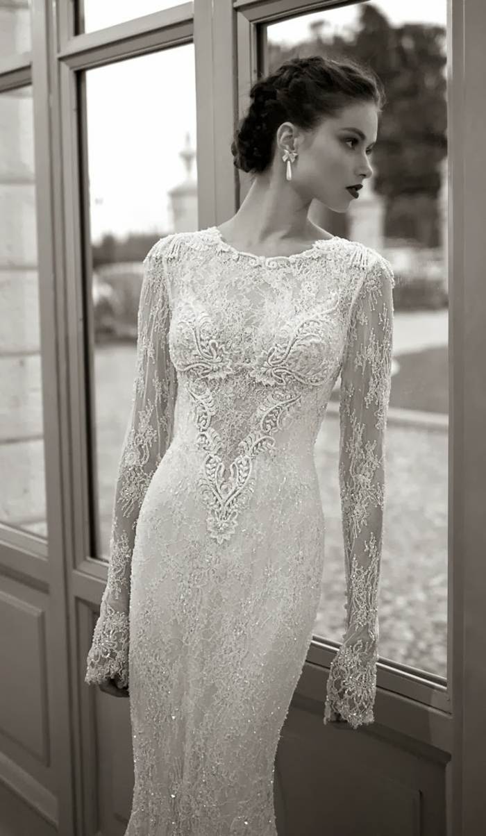 klasické šaty vyrobené výlučne z čipky s dlhým rukávom romantické šaty-model-20