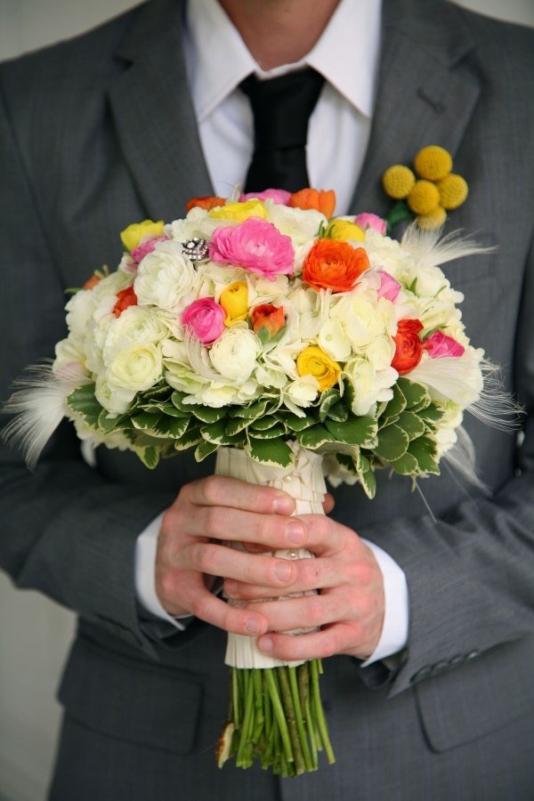 ladiaca klopa-kvet-vyber-ženích-nevesta