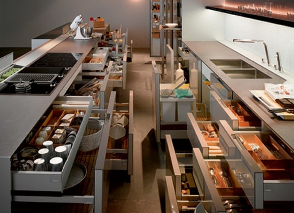 praktické úložné vstavané skrine-kuchyňa praktické-úložné-vstavané skrine-kuchyňa