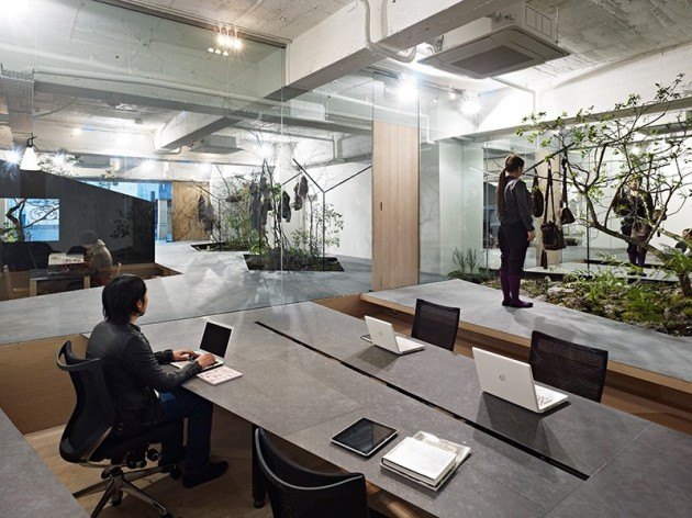 Moderný funkčný dizajn prijímacích miestností pre zákazníkov