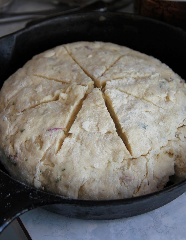 Recept na pečenie zemiakového chleba bez droždia Zemiakový chlieb bez receptu na kvasnicové pečenie