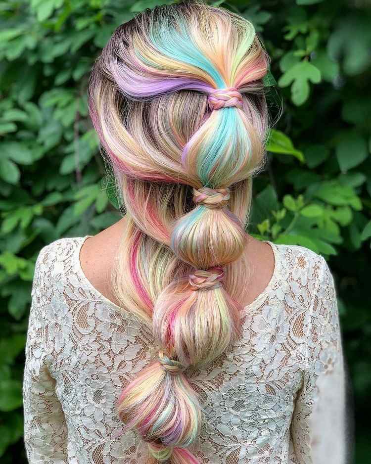Pokyny pre účes v štýle Bubble Braids Pastelový trend vlasov