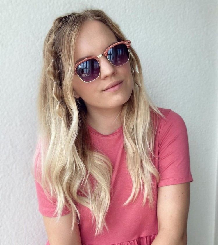 napoly otvorené účesy pre stredne dlhé vlasy Návod na účes s vrkočom Bubble Braids