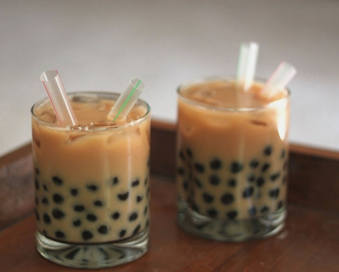 lahodné nápoje tapiokové perly bublinkový čaj čokoládový pôžitok