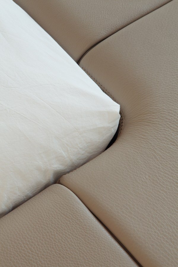 Puristická posteľ-s koženým krytom-Odrážacia posteľ jednoduchá