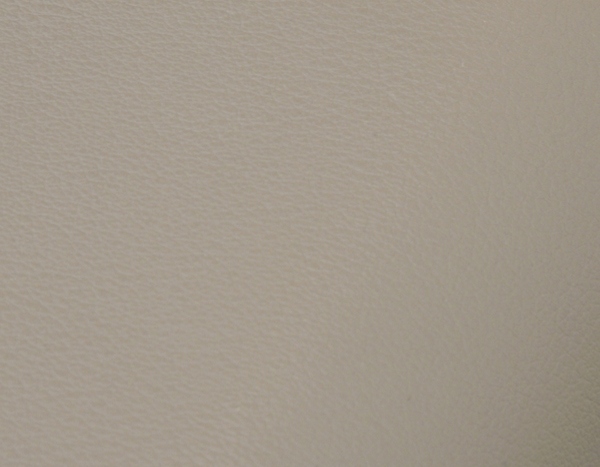 Sivá kožená poťahová posteľ od Marca Newsona