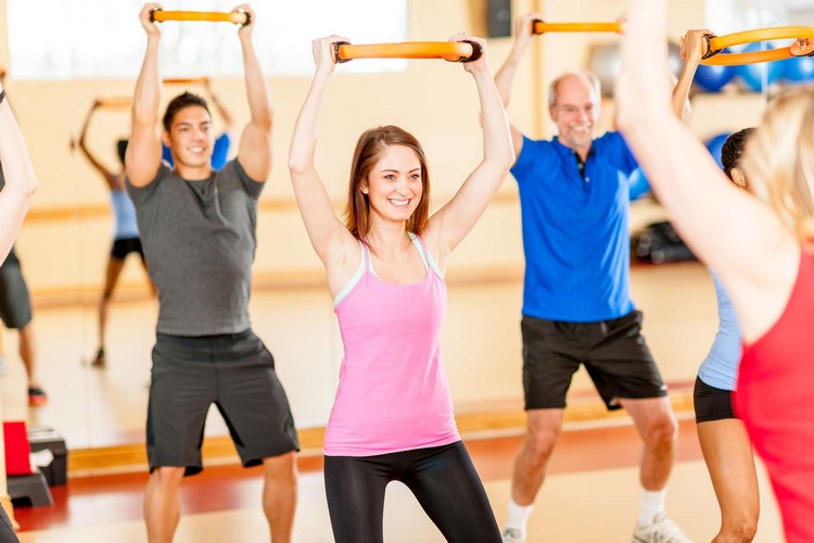 Pilates kruhové cvičenia pre telo cvičebný plán pre hornú časť tela