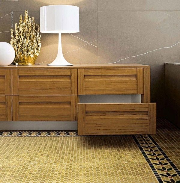 žltá dlažba do kúpelne