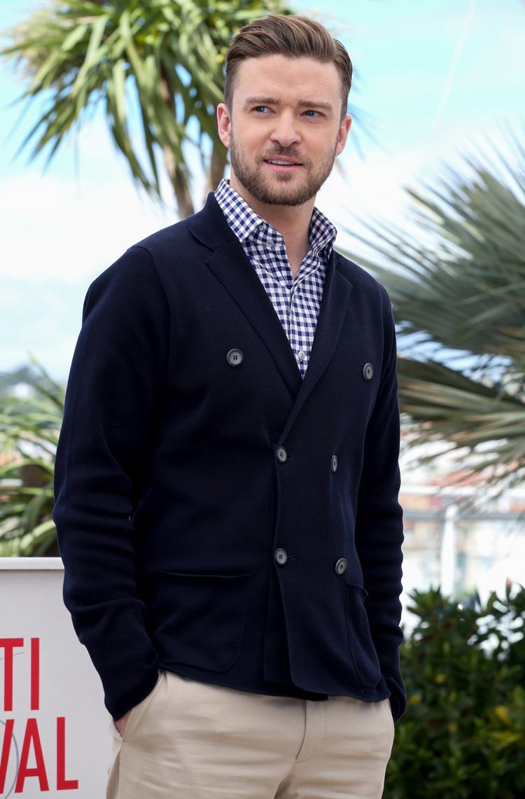 Ležérna pánska dvojradová kockovaná košeľa s blejzrom