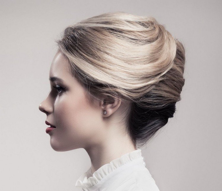 updos dámsky banán do kancelárie
