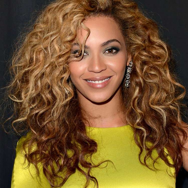 Buttercup Blonde Hair Color Beyonce Účesy