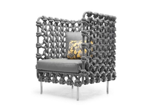 kabaretná kolekcia nábytku kenneth cobonpue kreslo sivé