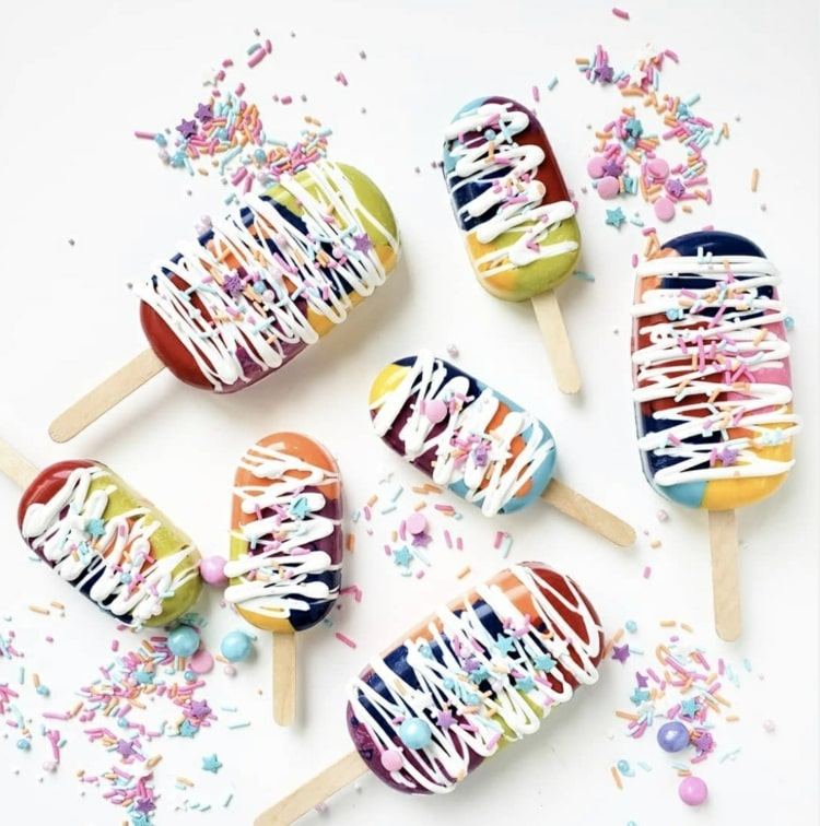 Svetlo zafarbte polevu a použite ju na recept na koláč