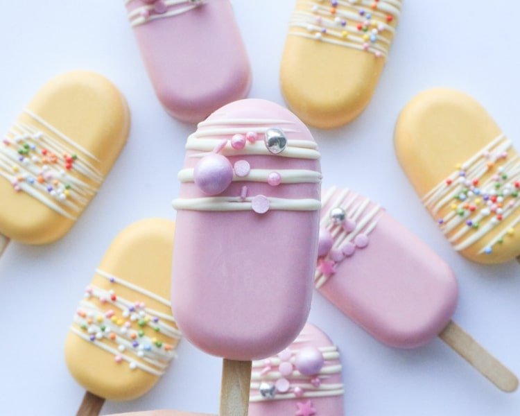 Večierkové dezerty si vyrobte sami v ružovej a žltej farbe na letné večierky