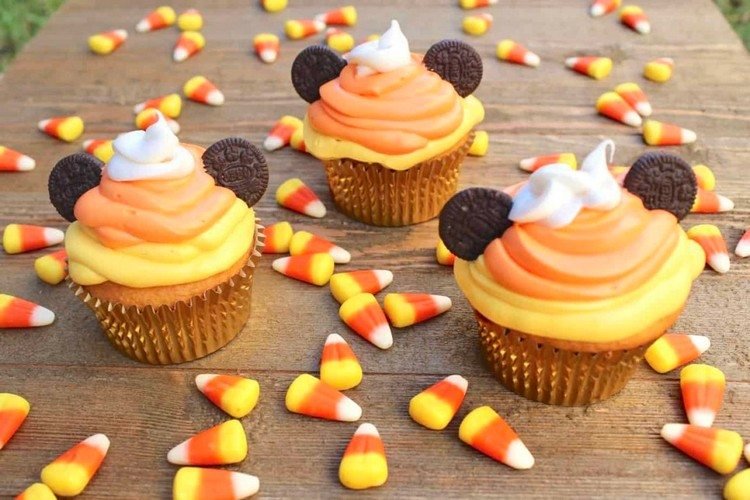 Halloween cupcakes zdobenie cukroviniek kukurica cookies recept