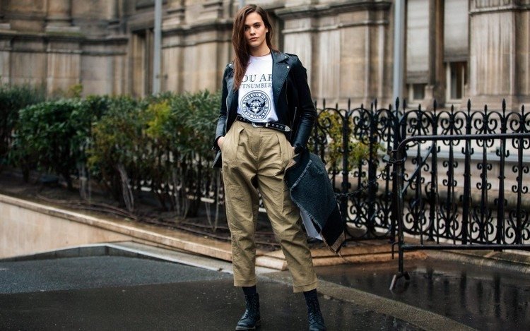 ako nákladné nohavice kombinujte nápady jarného oblečenia pre ženy