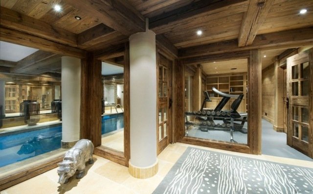 Alpy čistý luxusný bazén s fitness salónom Chalet Alpen Pure luxusný fitness salónny bazén