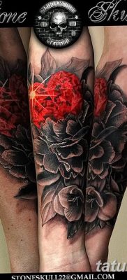 Снимка на черно червени татуировки 15.06.2019 №044 - черно червени татуировки снимка -