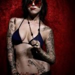 A fekete tetoválás # 591 egy exkluzív kialakítás, amely könnyen használható fekete átfedő tetoválás alakítására és alkalmazására