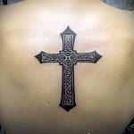 A 409 -es számú fekete tetoválás a minta érdekes változata, amely könnyen használható átalakítására és alkalmazására, mint egy fekete tetoválás egy lány számára