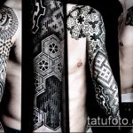 A fekete tetoválás szám 712 a minta klassz változata, amely sikeresen használható a fekete nap finomítására és tetoválásra