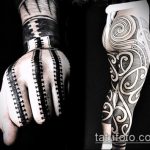 A fekete tetoválás # 924 a minta hűvös változata, amely sikeresen használható felülvizsgálatra és alkalmazásra fekete tetoválásként átfedésben