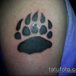 fekete tetoválás száma 798 - a minta hűvös változata, amely sikeresen használható változtatásra és alkalmazásra fekete tetoválásként a karon férfiaknak