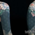 fekete tetoválás # 917 - a minta exkluzív változata, amely jól használható átalakítására és fekete tetoválásként történő alkalmazására a vállán