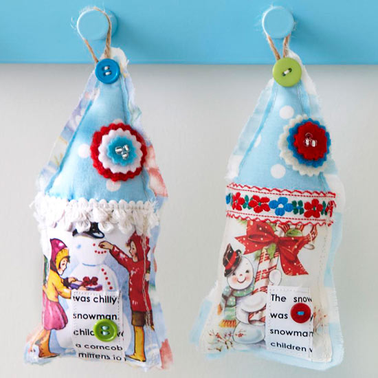 Vianočná dekorácia filcovač s gombíkmi zdobí vianočná dekorácia plstené drotárske gombíky zdobia