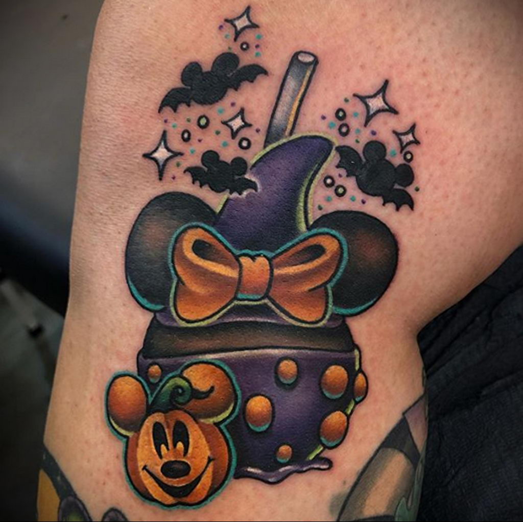 Zdjęcie tatuażu wykonane podczas konwencji tatuażu GOLDEN STATE TATTOO EXPO 2020 8