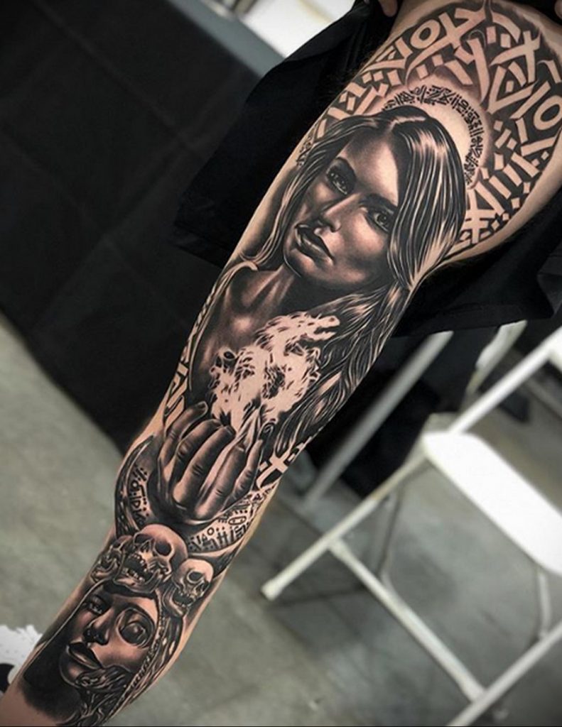 Zdjęcie tatuażu wykonane podczas konwencji tatuażu GOLDEN STATE TATTOO EXPO 2020 31