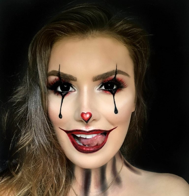 moderný návod na líčenie klaunom Haloween Make-up žena jednoduchá