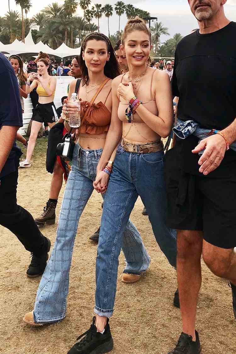 Coachella 2018 trendy módne inšpirácie štýlové tipy gigi bella hadid denim s vysokým pásom