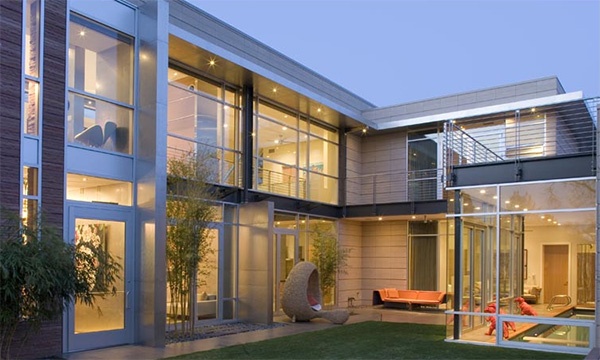 Exteriér luxusného domu Americký luxusný dom - vpredu