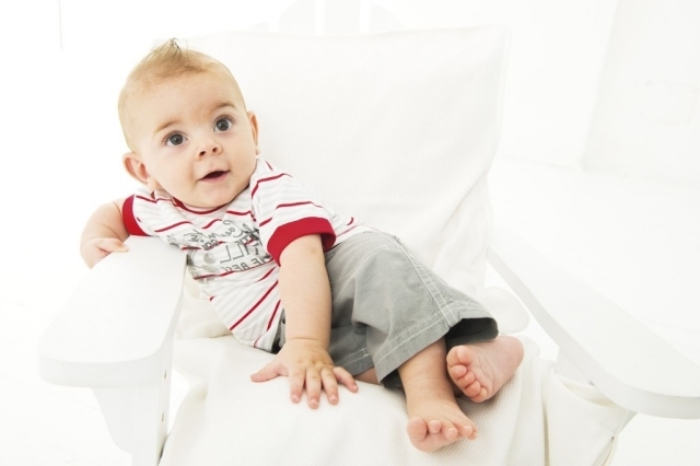 módne oblečenie chlapčenské tričko nohavice módne-oblečenie-dieťa-chlapec-tričko-nohavice