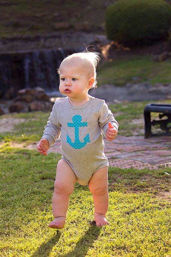 výstroj baby boy sivá rompers potlač modrá kotva outfit-baby-boy-grey-rompers-print-blue-anchor