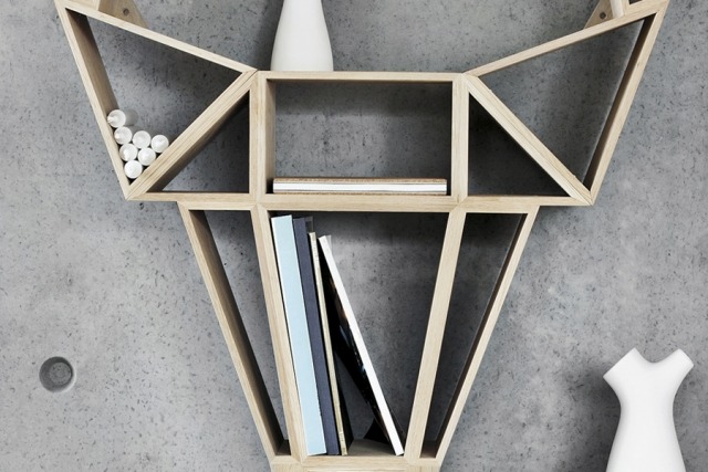 polička jelenie hlavy tvar dubové drevo časopisy polička, dizajn, hlava jelenej hlavy, dubové drevo