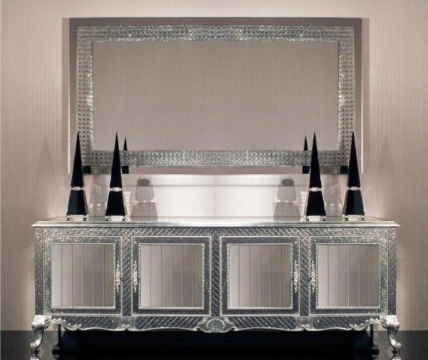 strieborný toaletný stolík cappellini