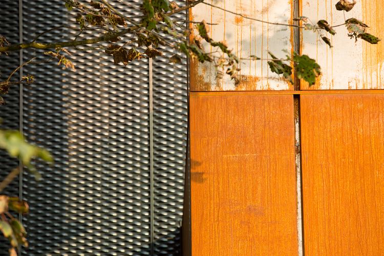 corten fasádny oceľový fasádny kontajnerový dom