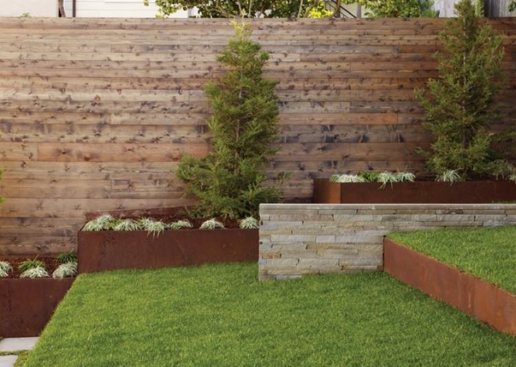 Trávniky a postele z ocele Corten, ochranná clona z dreva corten oceľ-záhradná-vložka-postel-lemovanie-trávnik-drevo-ochrana súkromia-vyvýšená posteľ