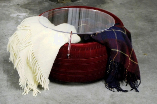 konferenčný stolík pneumatiky do auta úložný priestor deky z plexiskla