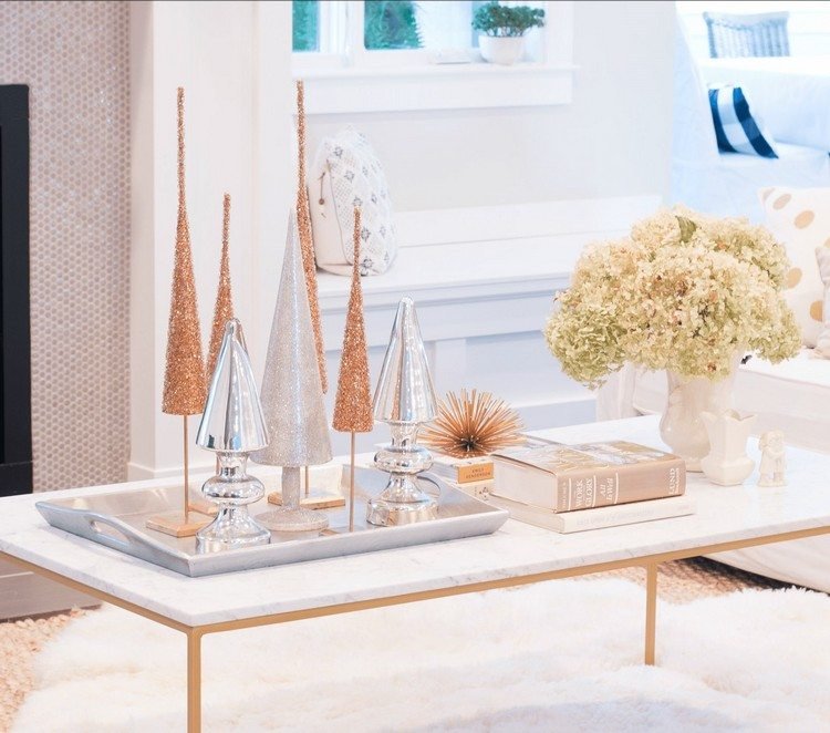 Konferenčný stolík ozdobte vianočné nápady jedľami